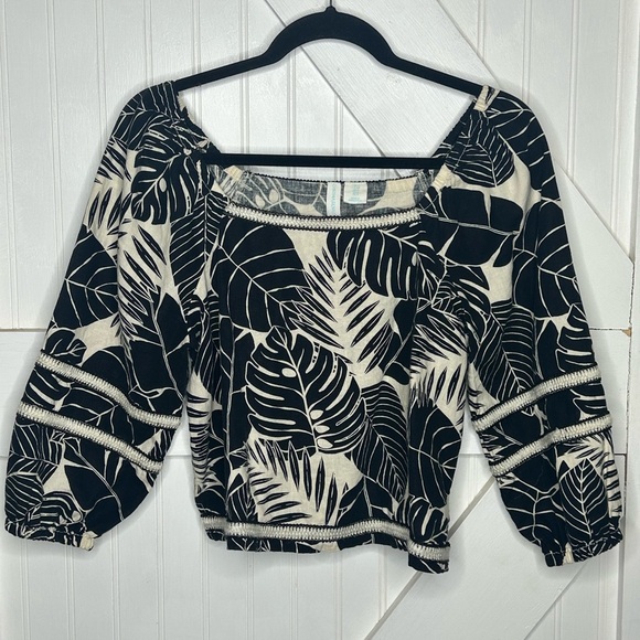 Cynthia Rowley‎ Black and Cream Leaf Print Top Size Small - Picture 2 of 5